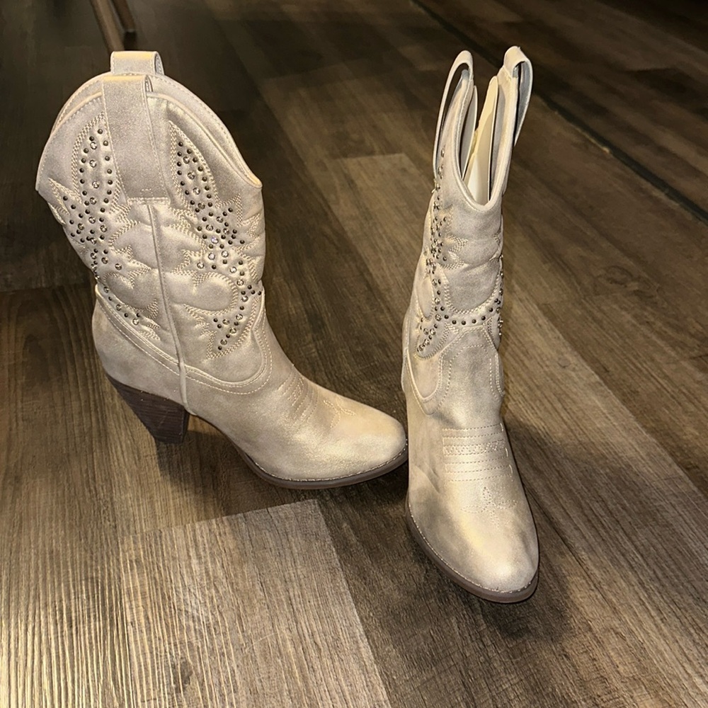 Pearl Shiny Sparkle Western Boots